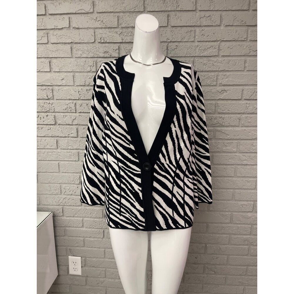 Jones New York Signature Women Zebra Print Sweater Size L